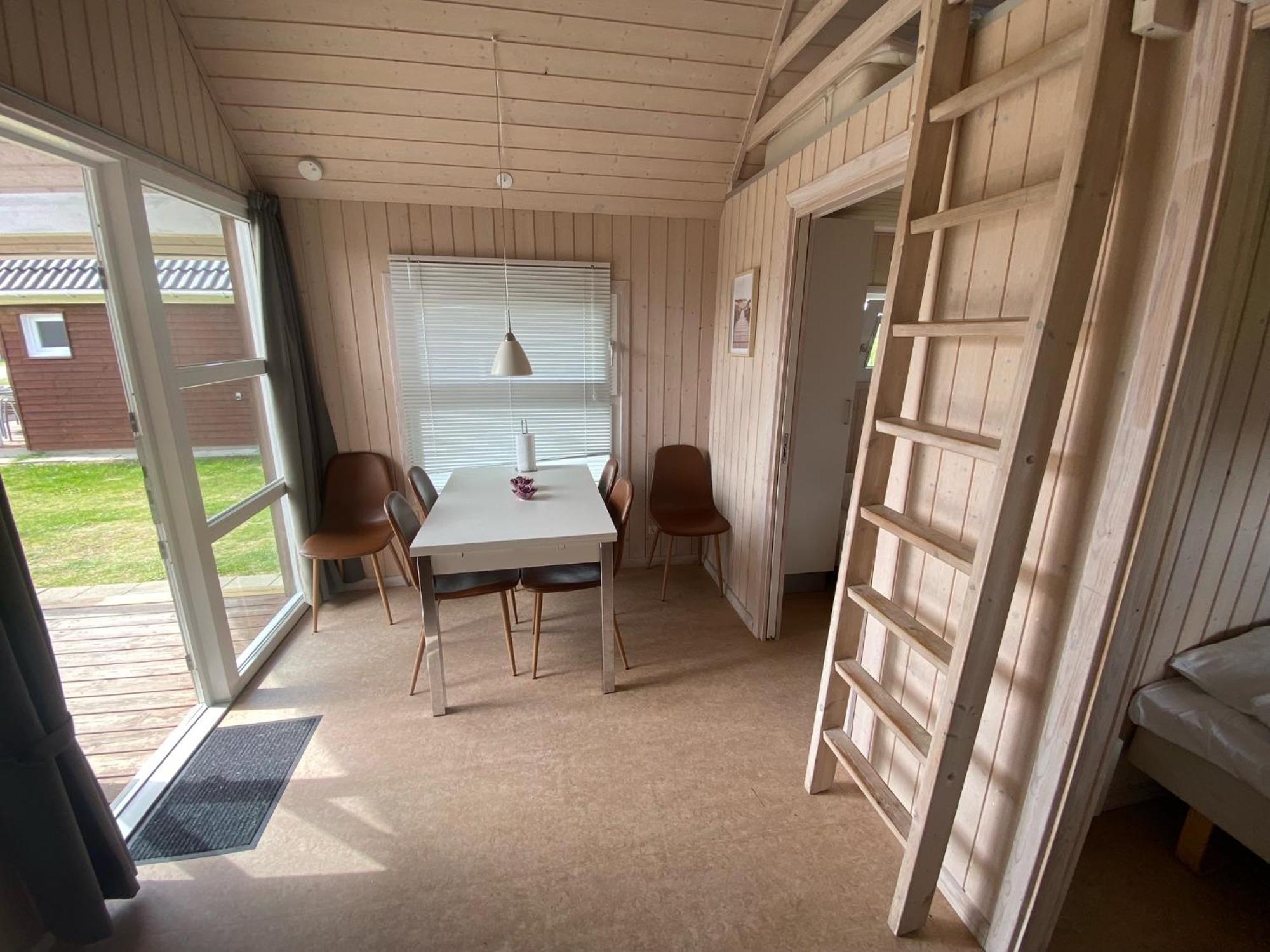 Lokken Klit Camping & Cottage Village Chambre photo