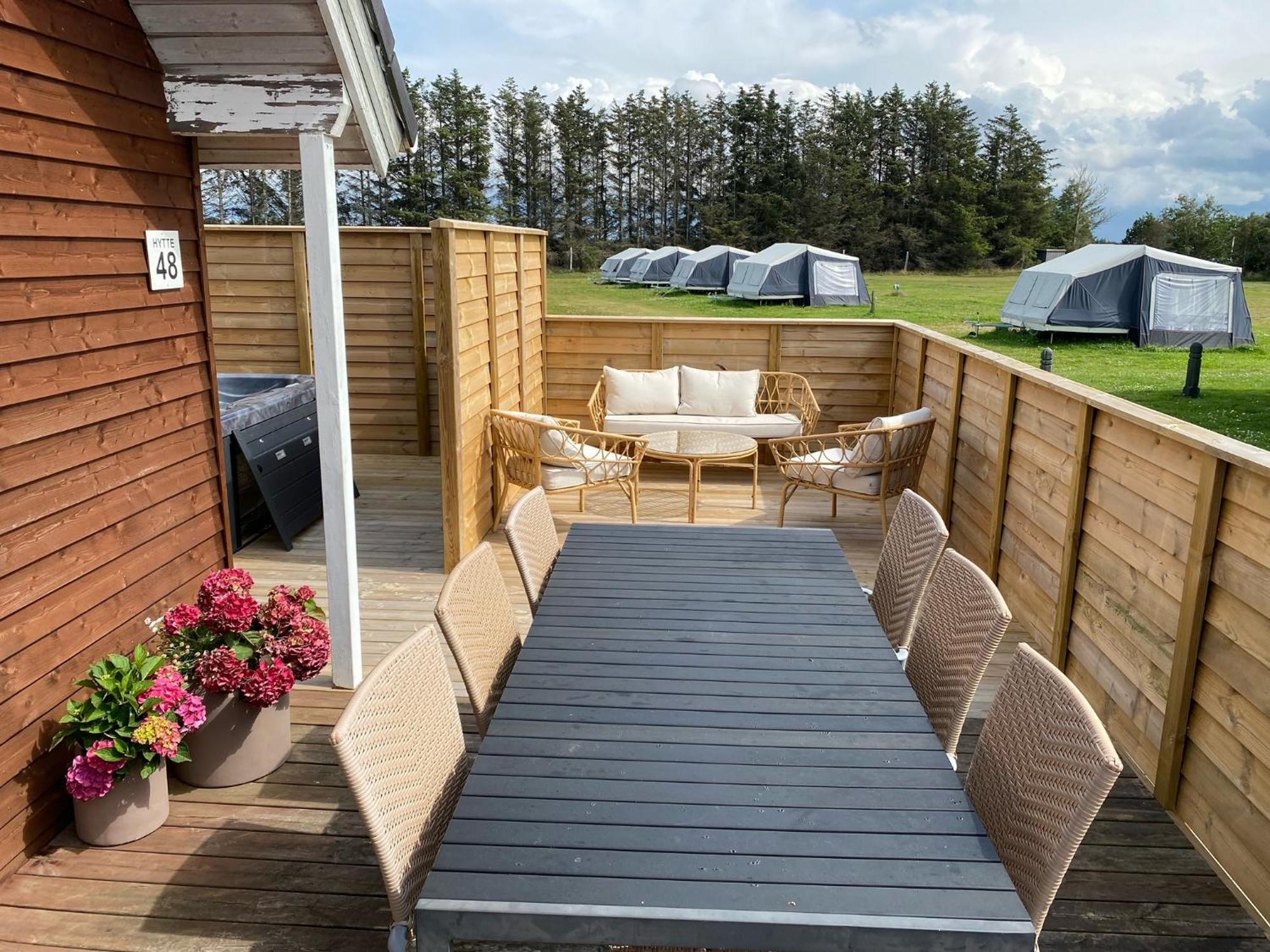 Lokken Klit Camping & Cottage Village Extérieur photo